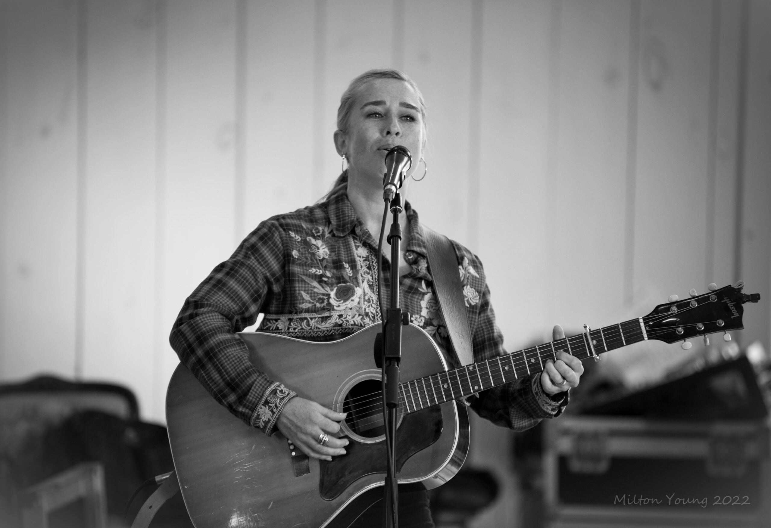 Michelle Munroe Reid Girls and Guitar showcase Hillside 2026
